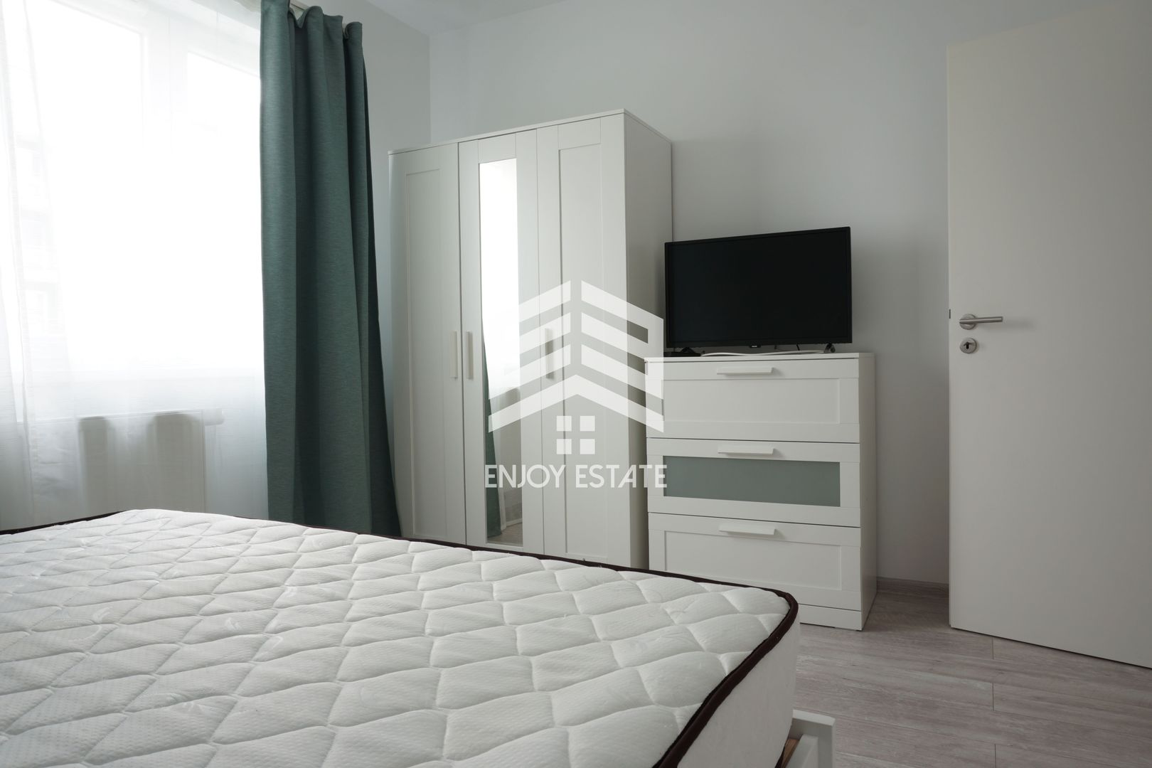 Apartament mobilat si utilat complet, etaj intermediar ! - Poză 4
