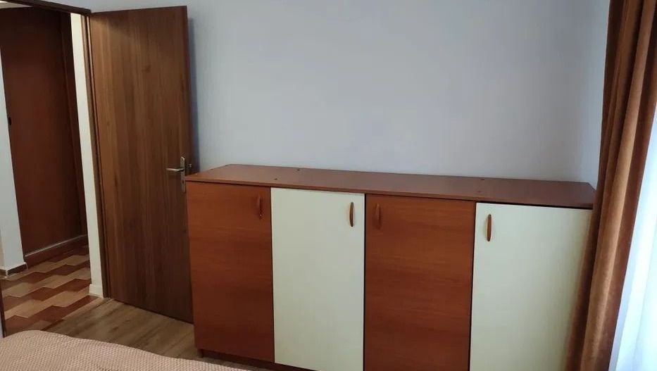 AP. 3 CAMERE GORJULUI, LOC PARCARE, BOXA SUBSOL, CENTRALA TERMICA - Poză 4