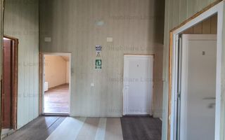 Proprietate in Cristian cu trei constructii+o fundatie,450000euro - Poză 39