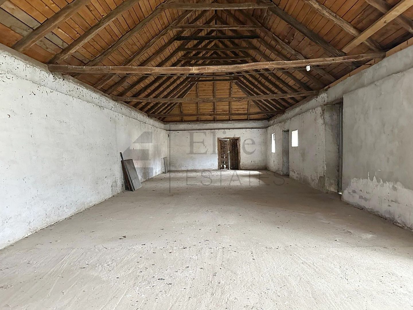 Casa cu 3 Hale si teren 8000 mp in Ulileacu de Cris, Bihor - Poză 17