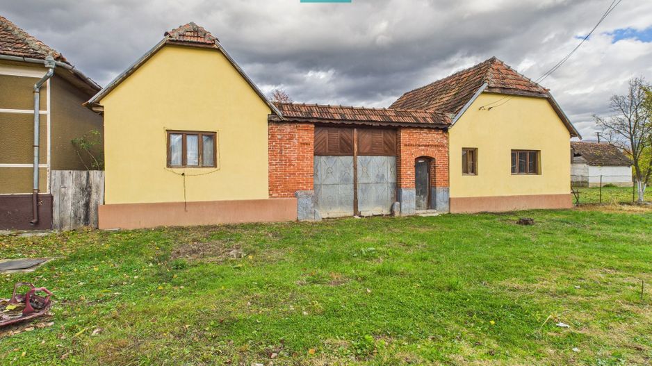 Casă cu 4 camere în Buhani, Dezna - Poză 2