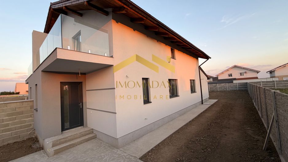 Bucovăț -Duplex-4 Camere - Poză 3