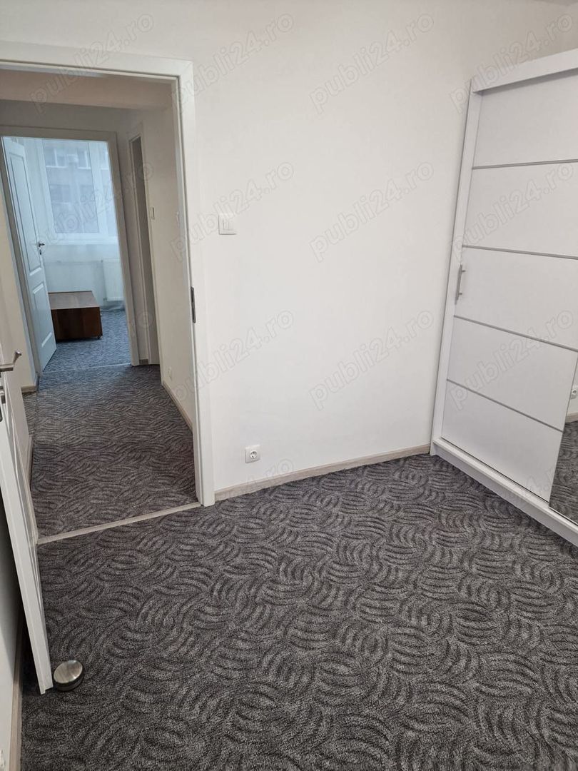 Vanzare Apartament 3 camere renovat & mobilat - Poză 6