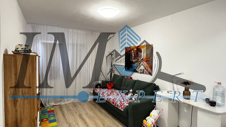 Apartament cu 2 camere de vânzare la parter in Sebeș - Poză 1