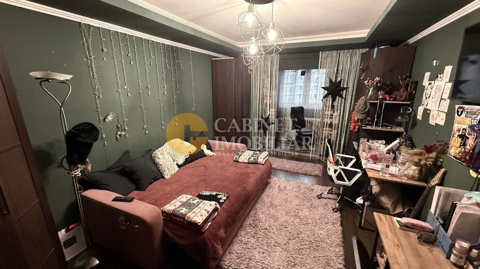 3 Camere - Etaj Intermediar  -  72mp- Zona Mircea Cel Bătrân - Poză 3