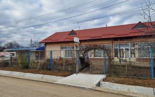 Se oferă spre vânzare / închiriere clădire cu spațiu comercial - Poză 24