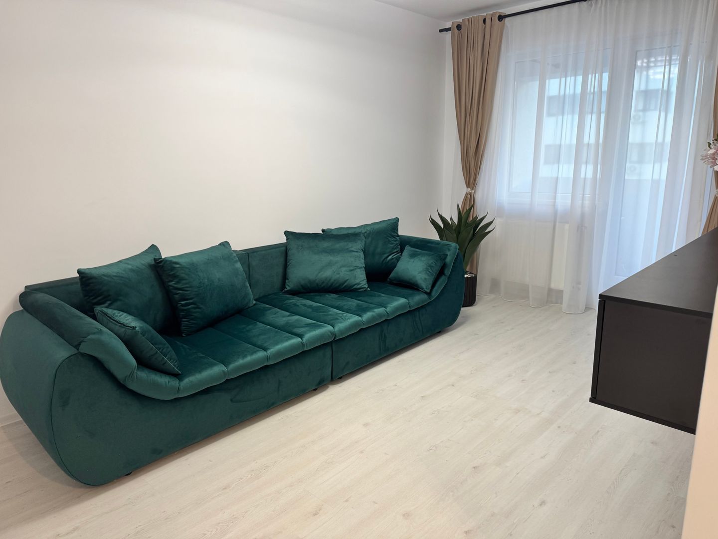 APARTAMENT 2 CAMERE MILITARI REZIDENCE - Poză 1