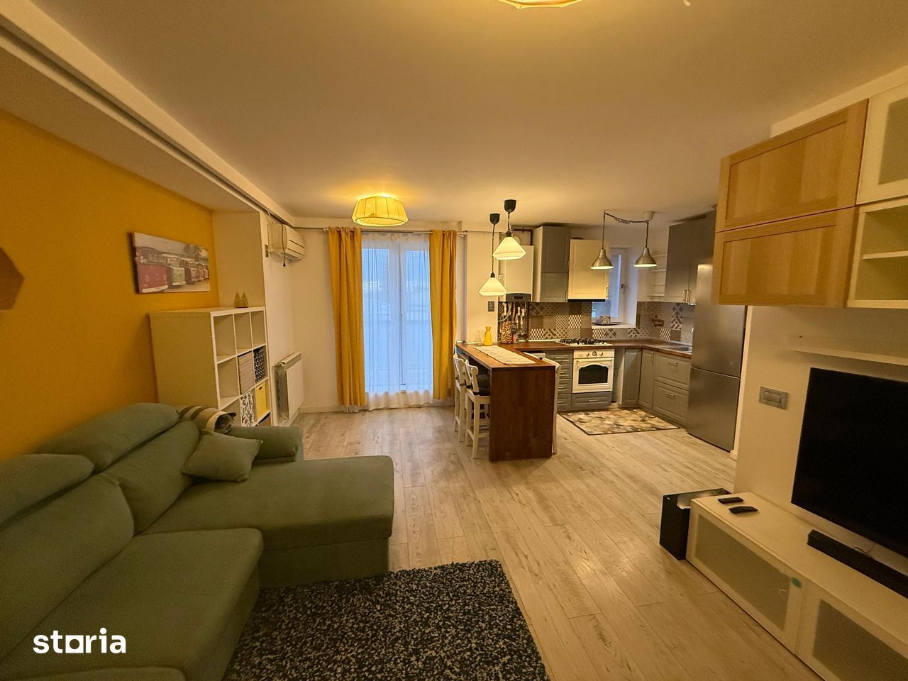 Închiriere Apartament 3 camere, 67,5 mp, etaj 3, bloc 2019, centrală proprie - Poză 1