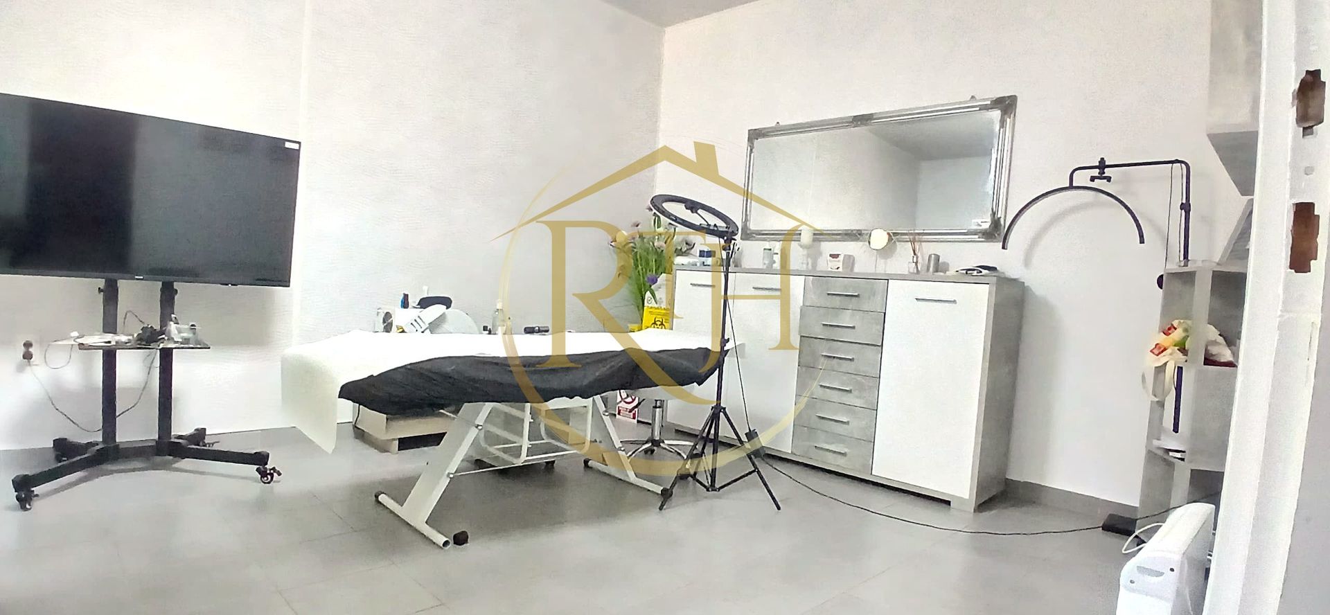 Vânzare afacere în domeniul beauty! - Poză 1