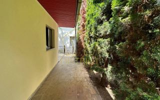 Casa/pensiune cu 13 apartamente si anexe | Olimpia - Stadion - Poză 9