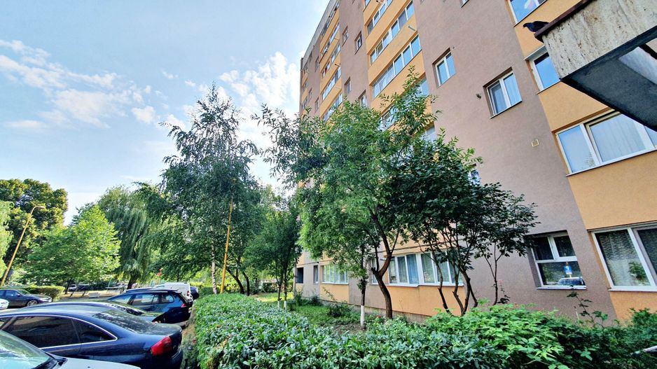 Calea Bucuresti, garsoniera cf I etaj 4/9 libera,semimobilata - Poză 9