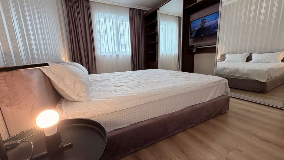 De inchiriat Apartament 2 camere Rin Grand Hotel - Poză 3