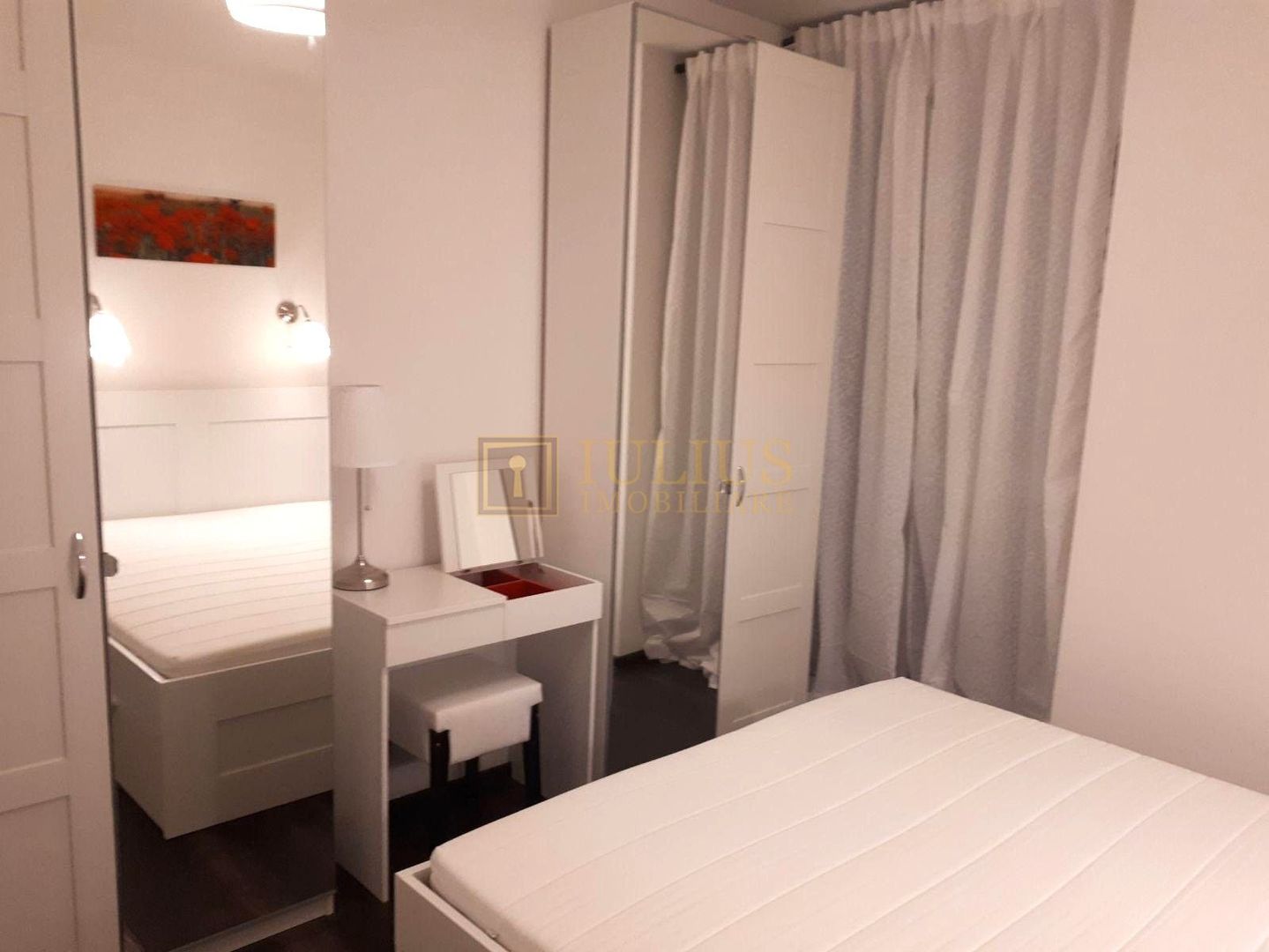Apartament cu 2 camere langa Spitalul Judetean, loc de parcare - Poză 7