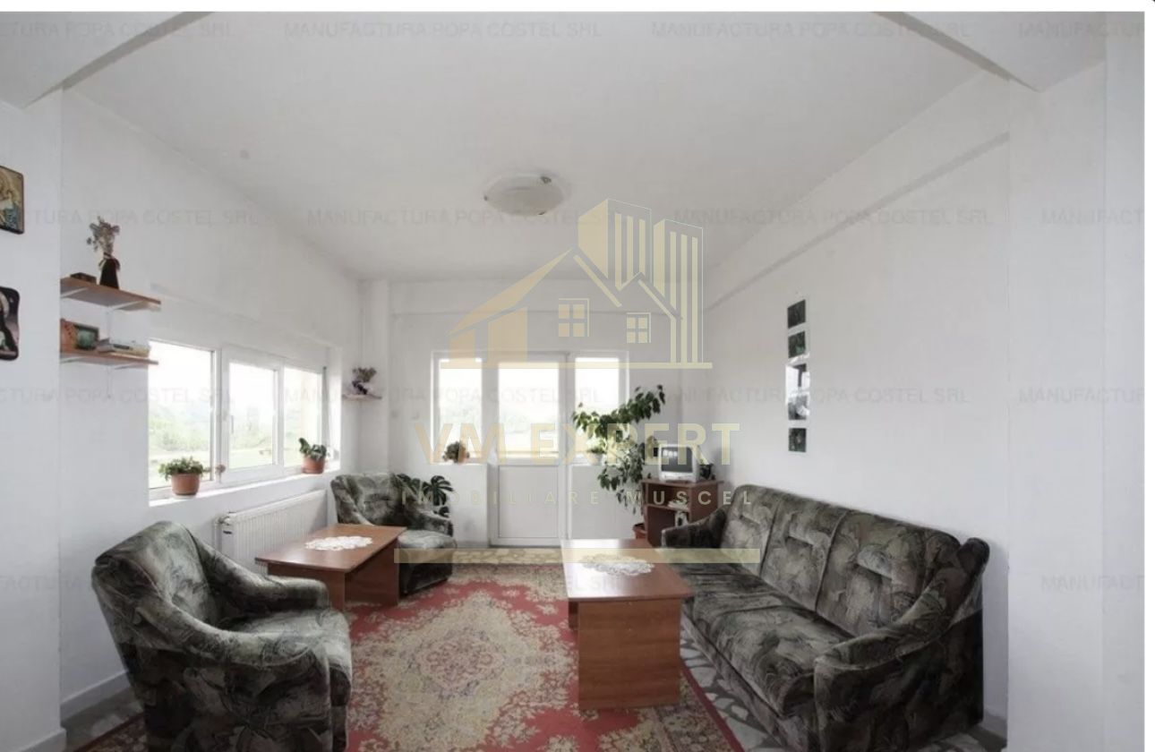 PENSIUNE 12 CAMERE, TEREN 1.300 MP, DAMBOVICIOARA, 280000 Euro - Poză 2