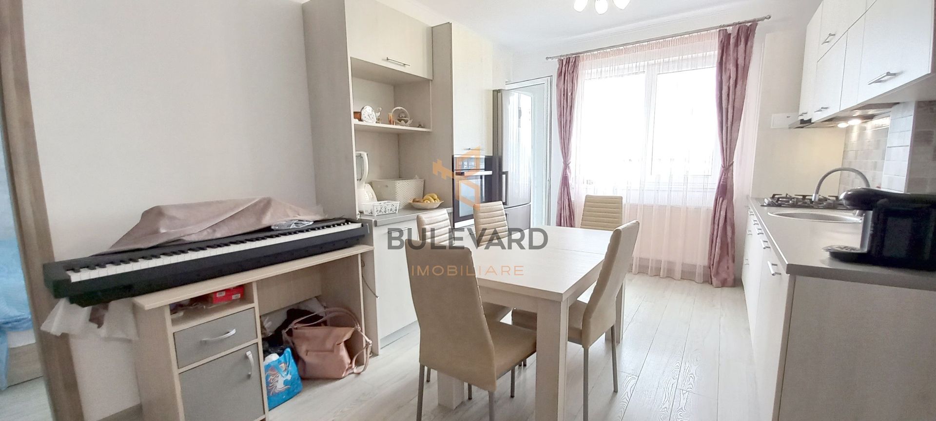 Apartament cu 3 camere+parcare, zona Vivo! - Poză 2