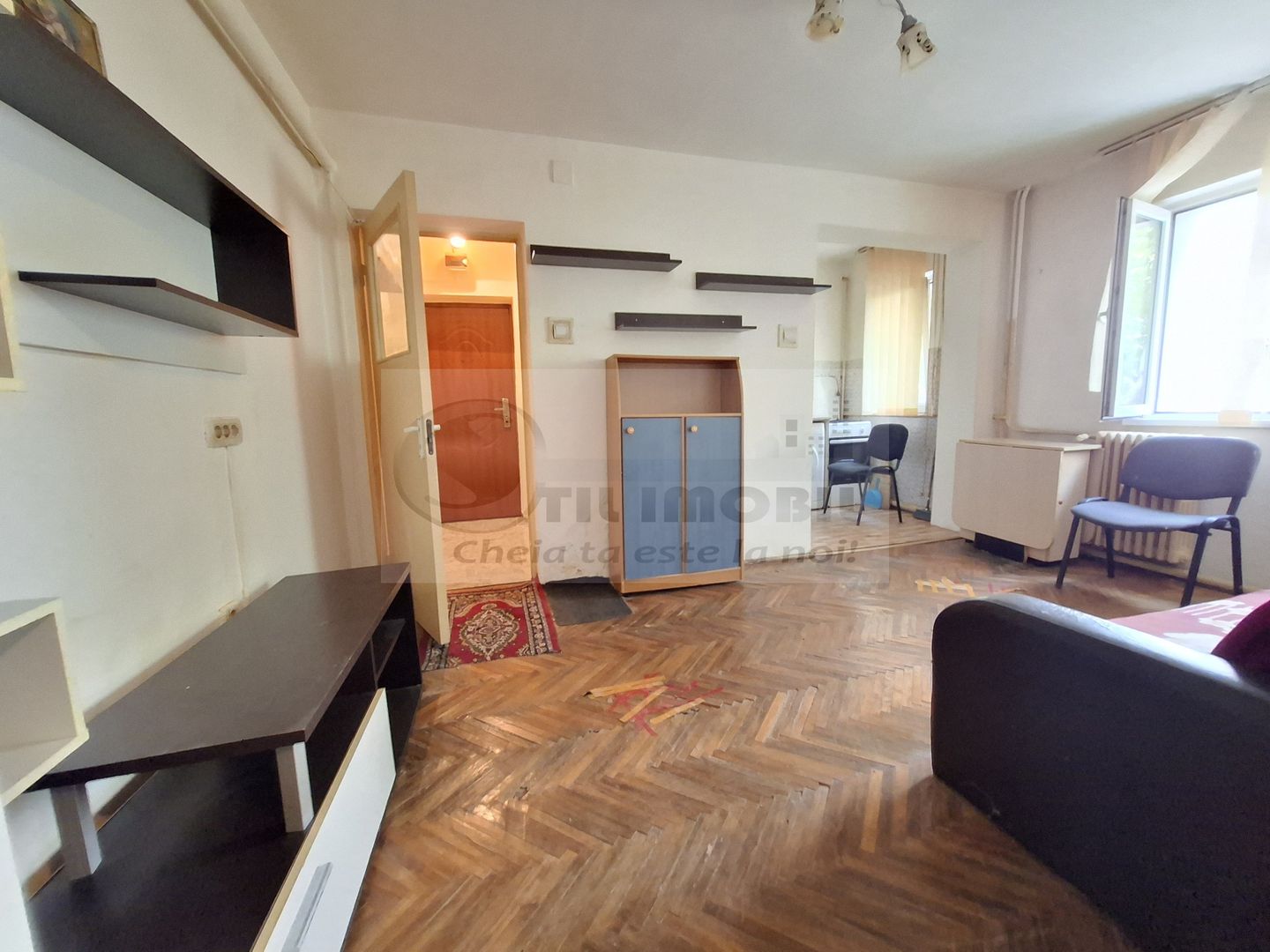 Liber, apartament 2 camere Podu Ros Cantemir, bloc fara risc - Poză 3