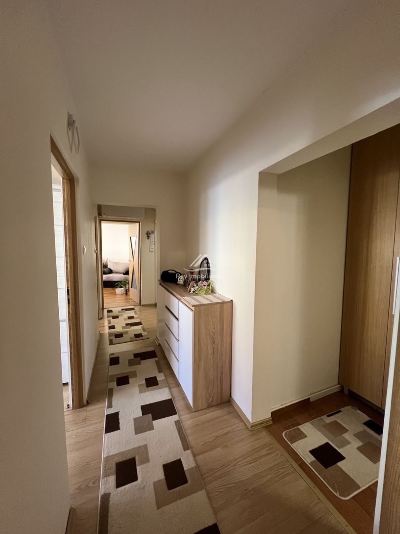 Zona Cireșica/Apartament 3 camere/2băi,balcon,logie,cămară,debara - Poză 6
