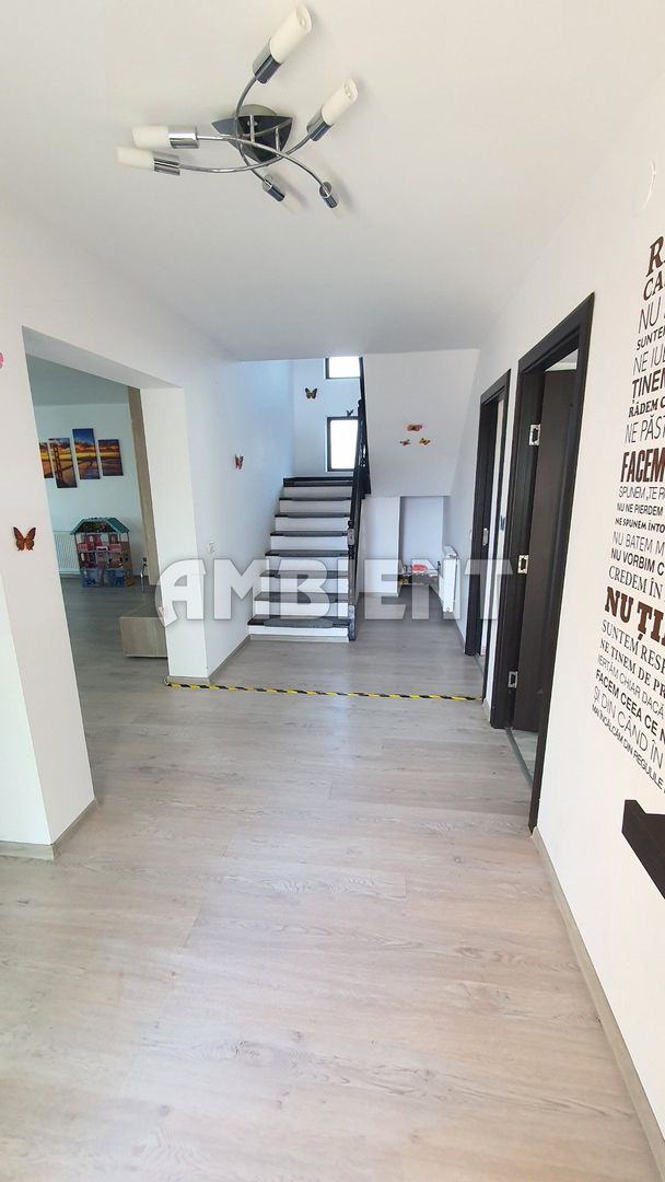 VILĂ P+1E, teren 541 mp, zona LAC DELEA; - Poză 9