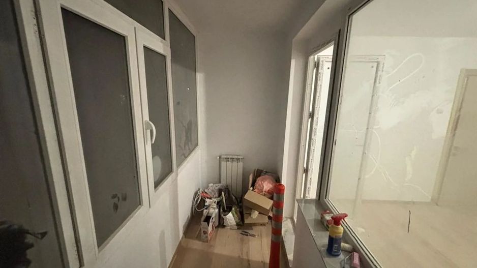 De inchiriat apartament cu 3 camere NEMOBILAT, Brancoveanu sector4 - Poză 6