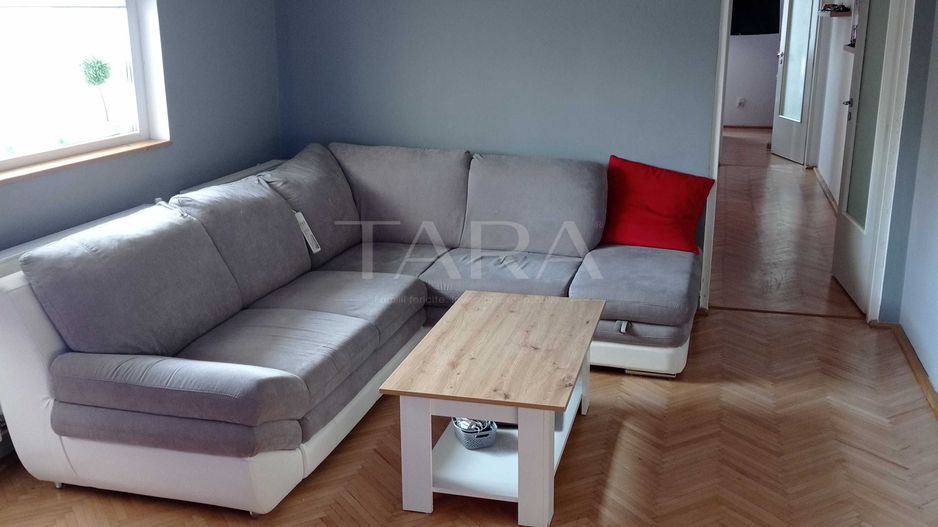 Apartament spațios cu 3 camere semidecomandat, în zona Calea Florești. - Poză 1