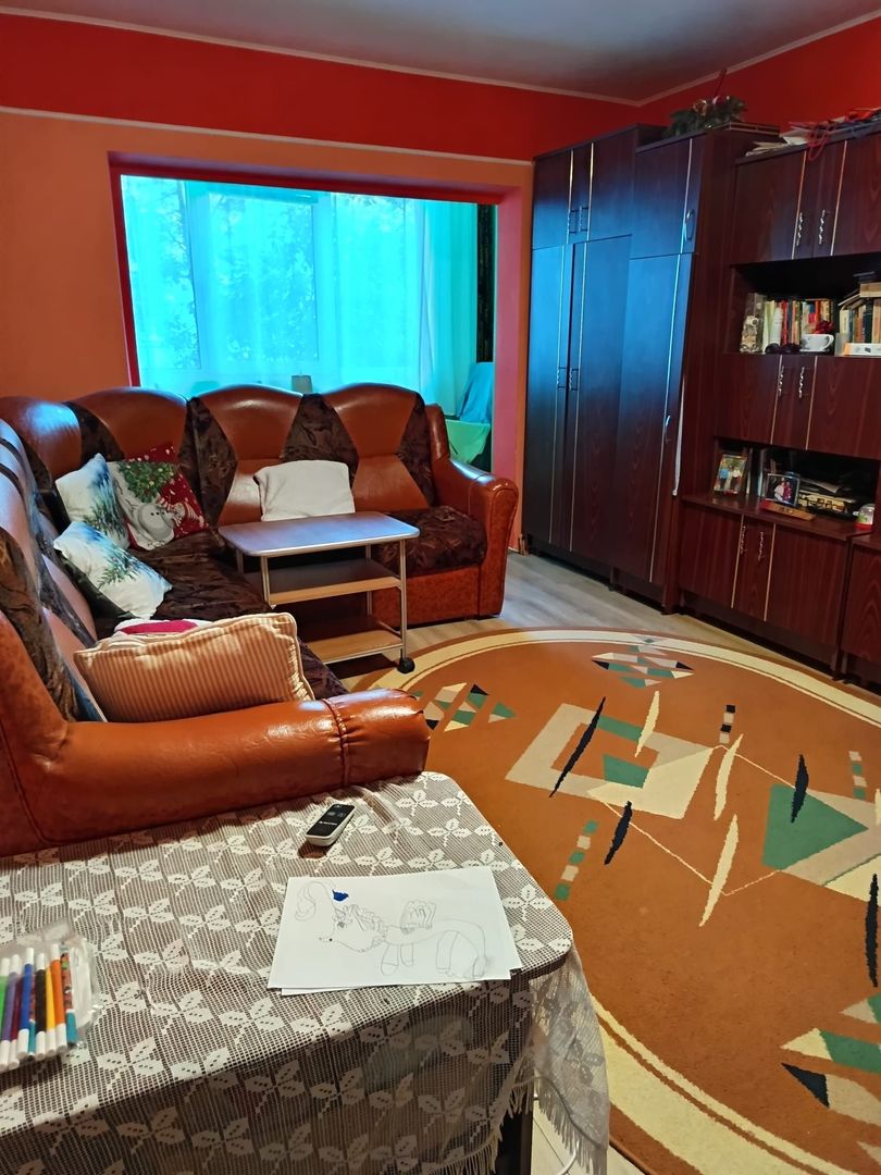 Soarelui | 3 Camere | Centrala proprie | Boxa | Mobilat si Utilat - Poză 2