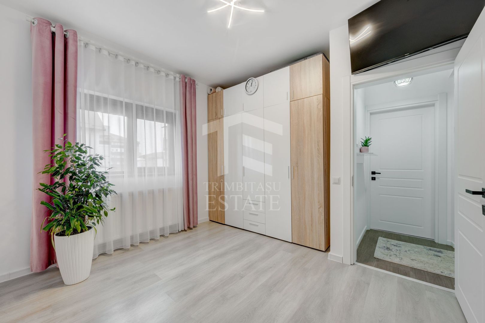 APARTAMENTUL SUPERB decomandat, et. 1/3 ! Bloc 2019 - Poză 14