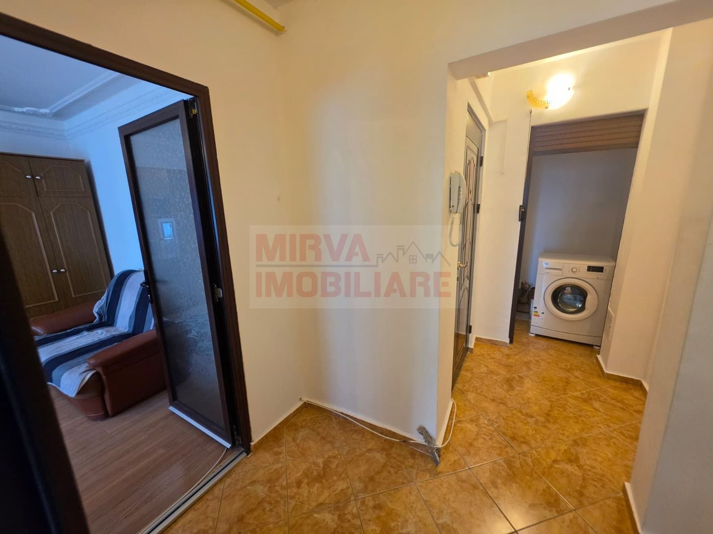 Apartament 2 camere de inchiriat – zona Republicii, mobilat si utilat - Poză 11