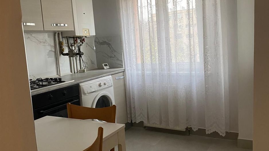 Garsonieră decomandată, spațioasă – zona Confectii - Poză 2