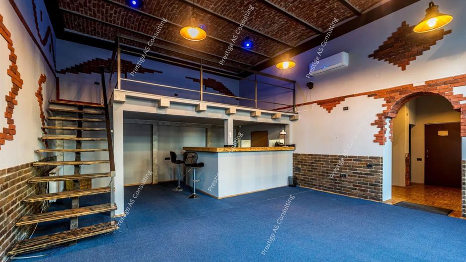 SAD - Spatiu comercial central in Arad - ideal pentru restaurant - Poză 2