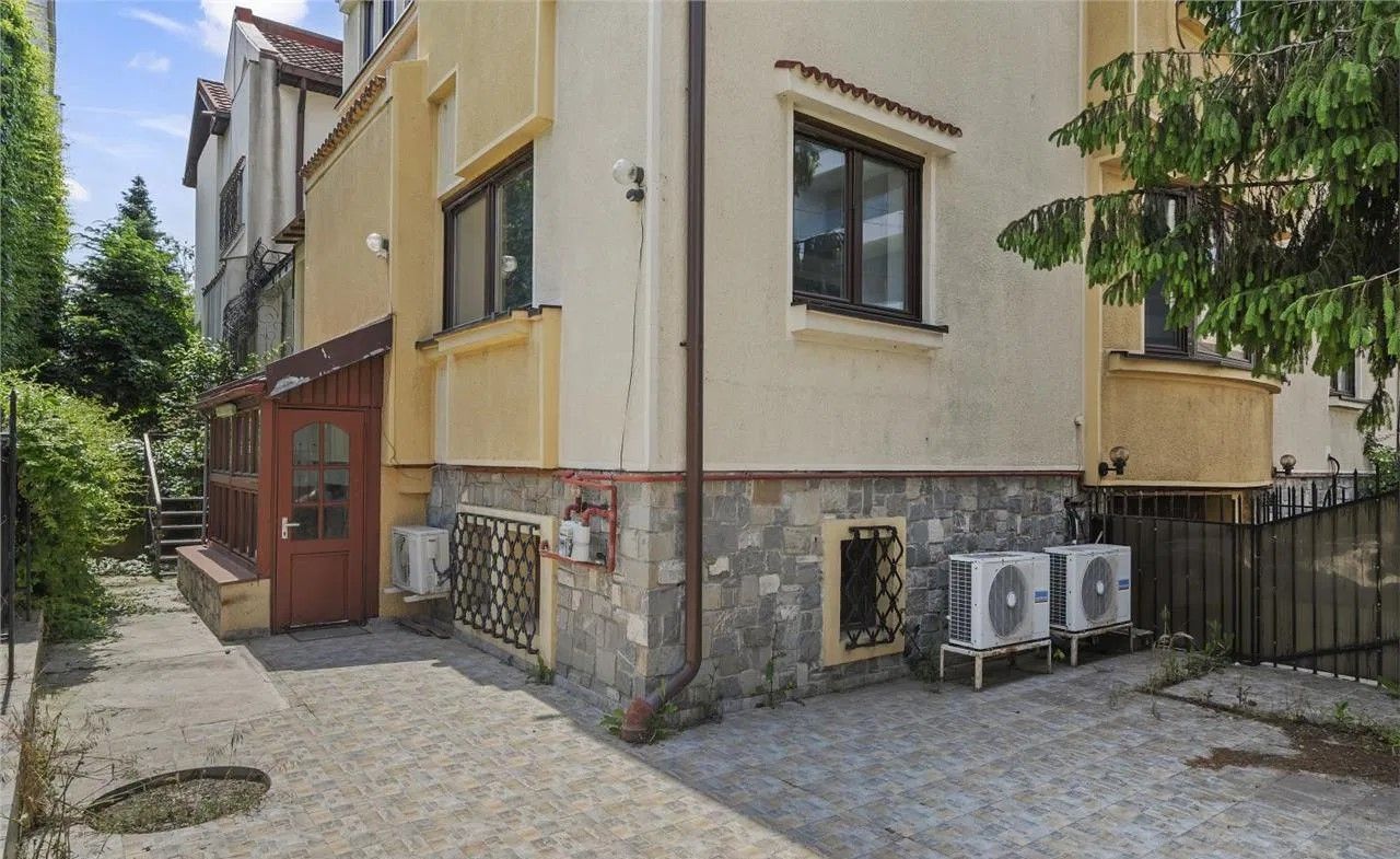 VILA FLOREASCA | IDEALA PENTRU SCOP REZIDENTIAL SAU COMERCIAL - Poză 4