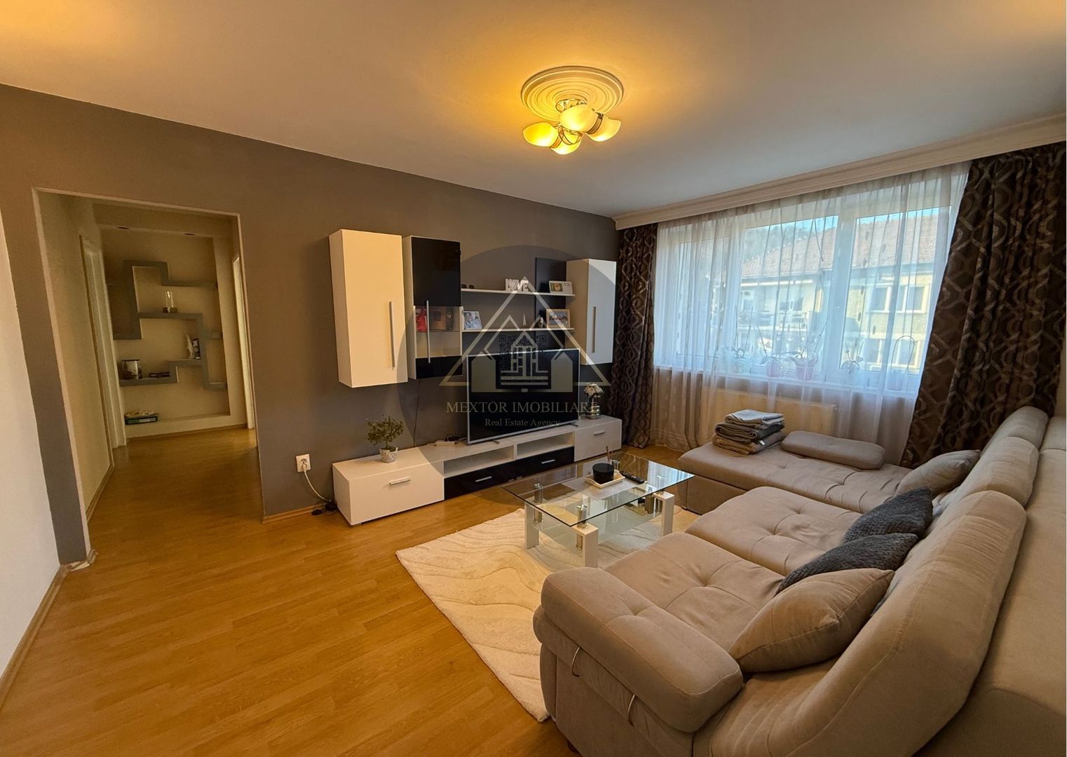 Apartament 3 camere, Medias - Poză 4