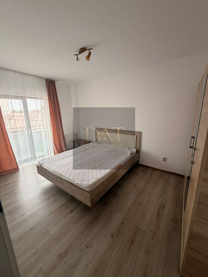 Apartament, 2 camere decomandate, parcare subterana, zona Traian Vuia - Poză 4