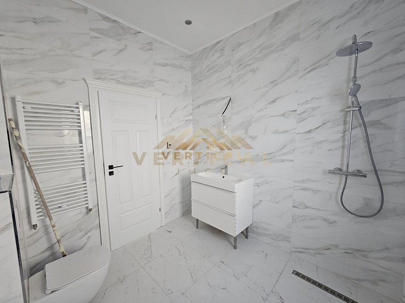 Vila deosebita in comuna Berceni - Poză 12