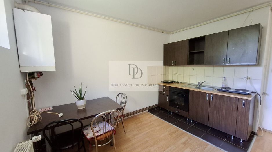 Apartament cu Potențial Investițional + Boxǎ | Zona Andrei Mureșanu - Poză 6