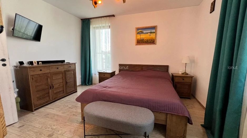 Oferim spre inchiriere casa/vila 4 camere - Poză 6