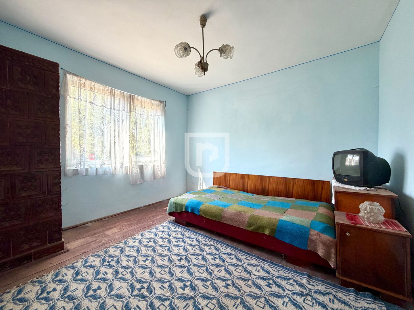 Casa cu 500mp teren, pozitie buna, centrala, utilitati - Poză 7