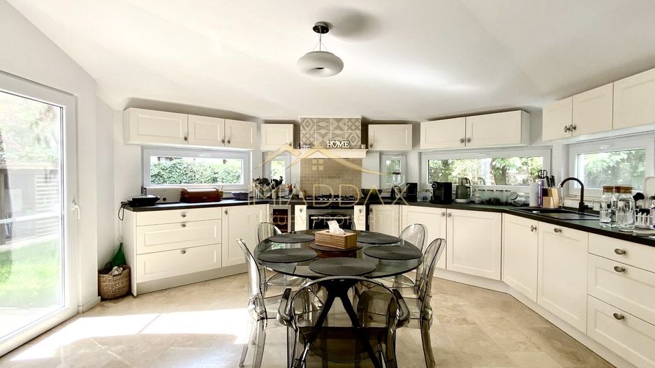 Vila De Vanzare | Erou Iancu Nicoale - Poză 9