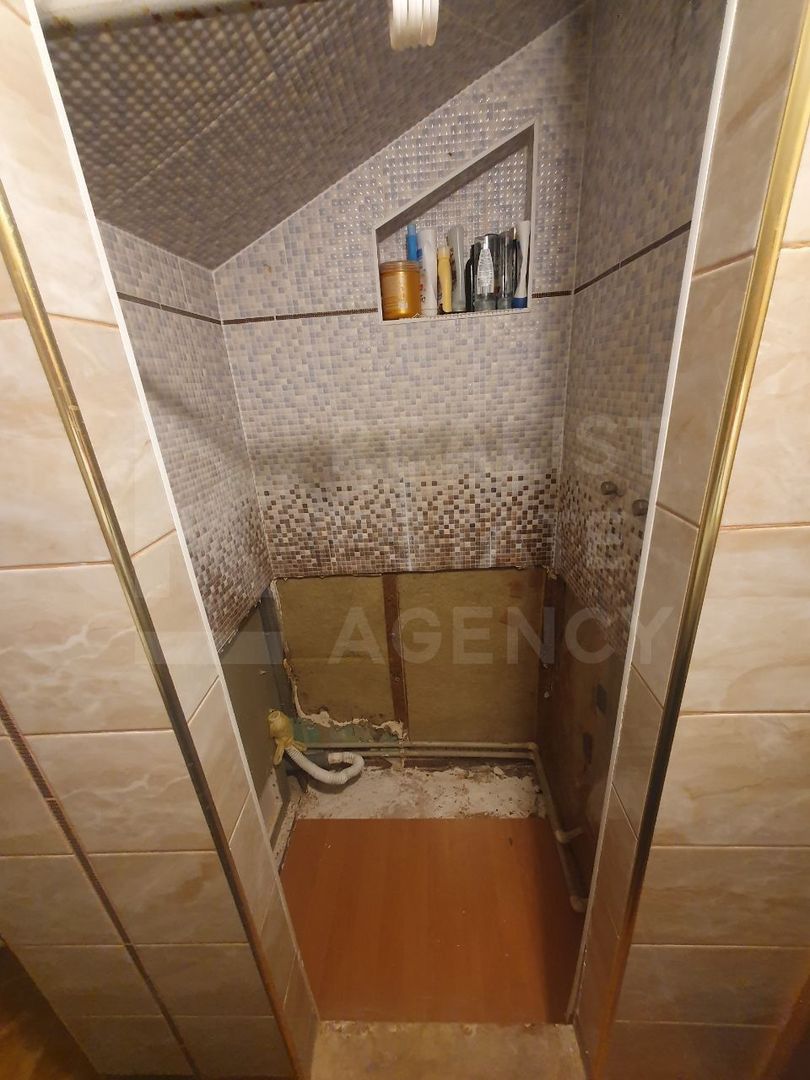 casa cu 2 nivele - Poză 6