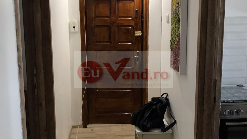 Apartament 3 camere – Centru, Str. Domneasca (langa Hotel Mercure) - Poză 11