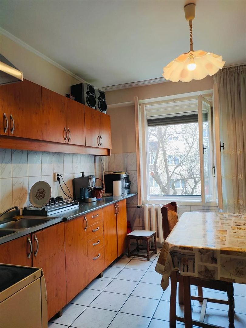 Apartament 3 camere pe Stefan Cel Mare - Poză 2