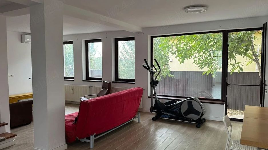 Vila Sector 1 | 3 dormitoare | Demisol + Parter + Etaj | Grădină - Poză 1