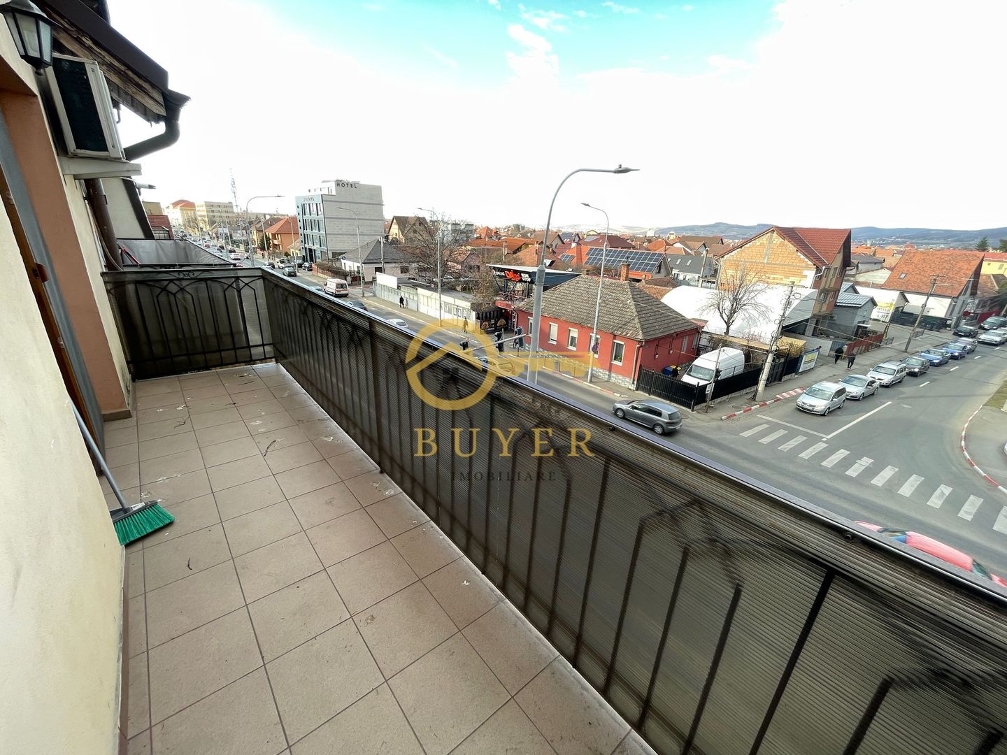 Apartament cu 4 camere pe Vasile Milea- 2 balcoane- Mobilat si utilat - Poză 5