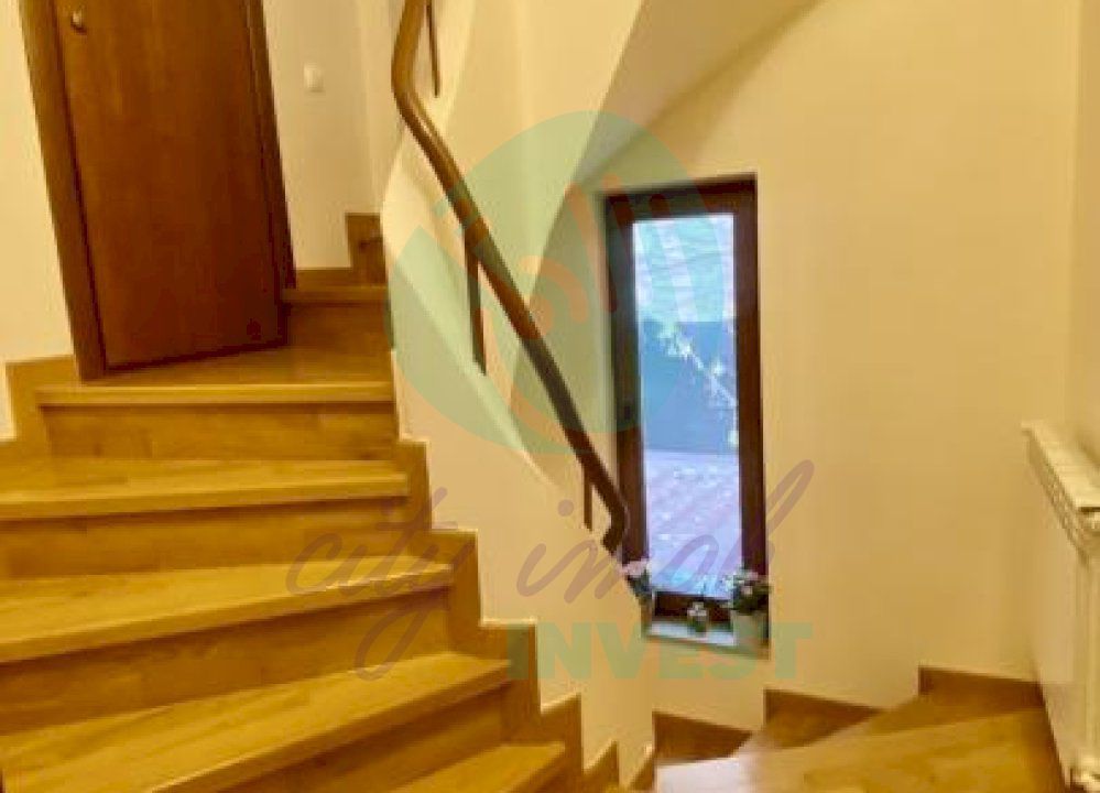 Vila cocheta cu teren de 400 mp - Poză 16