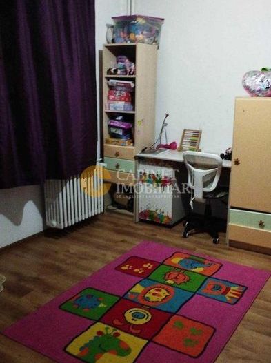 PODU ROS - ETAJUL 1  - 3 CAMERE - MOBILAT SI UTILAT - Poză 8