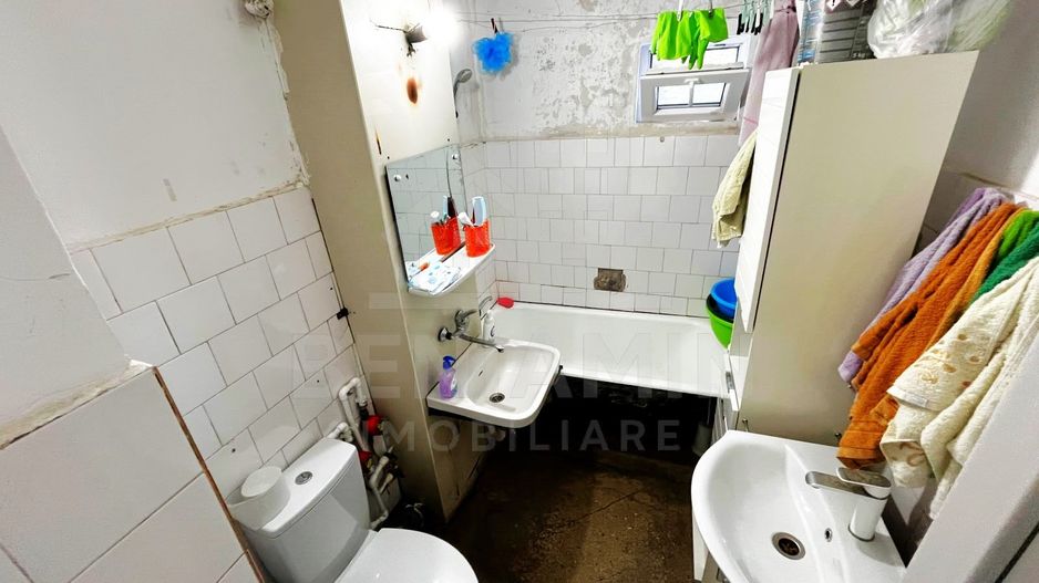 2 Camere Decomandate 53mp Parter Craiovita Profi Castanilor Liber - Poză 5