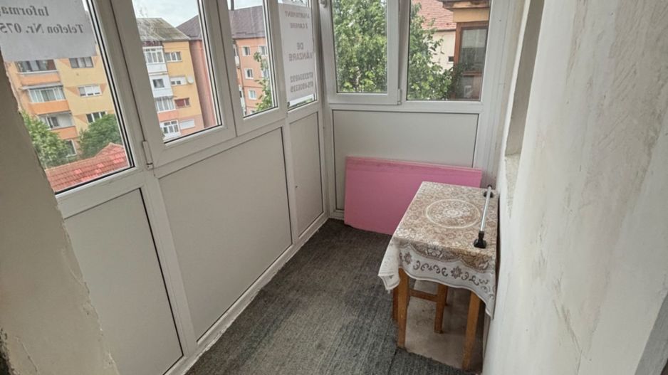 Apartament cu 2 camere de vanzare in Cugir - Poză 6