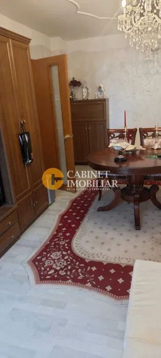 PACURARI - 4 CAMERE DECOMANDAT - ETAJ 2 - Poză 5