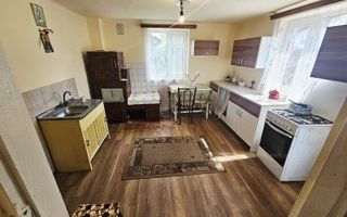 Casă cu 2 camere și teren generos, Dărmănești – Exclusivitate - Poză 24