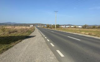 Teren cu deschidere la DN 73A Rasnov langa Kaufland 7300 mp - Poză 1