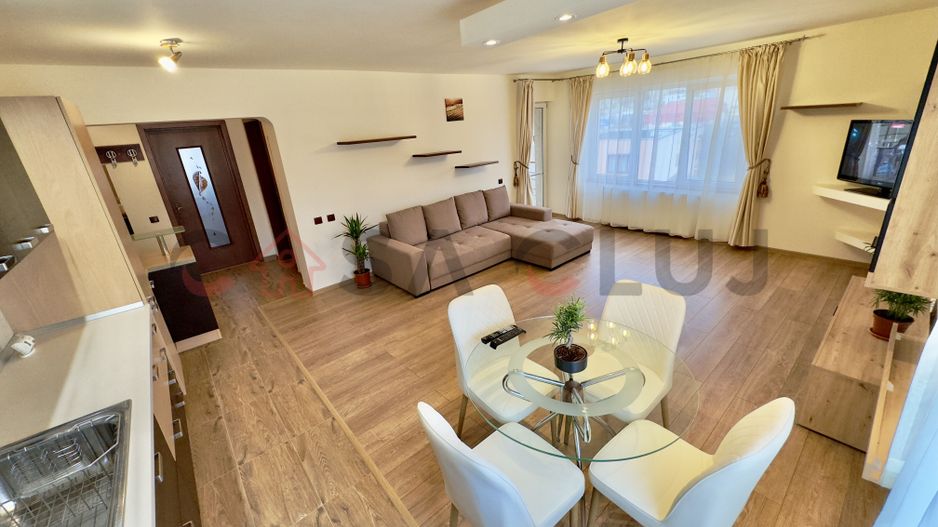 Apartament superb cu 2 camere, renovat , view panoramic, zona Dennver! - Poză 11